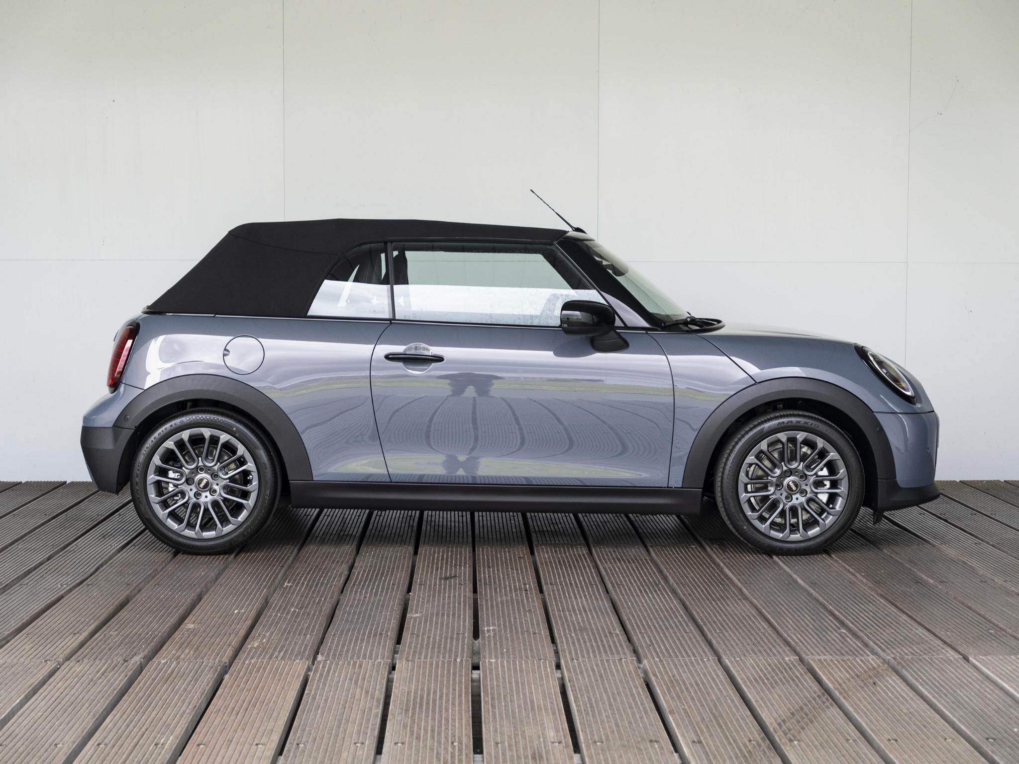 MINI Cabrio Cooper C - Afbeelding 4
