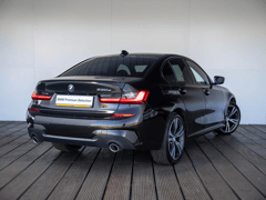 BMW 3 Serie Sedan 330e - Afbeelding 2