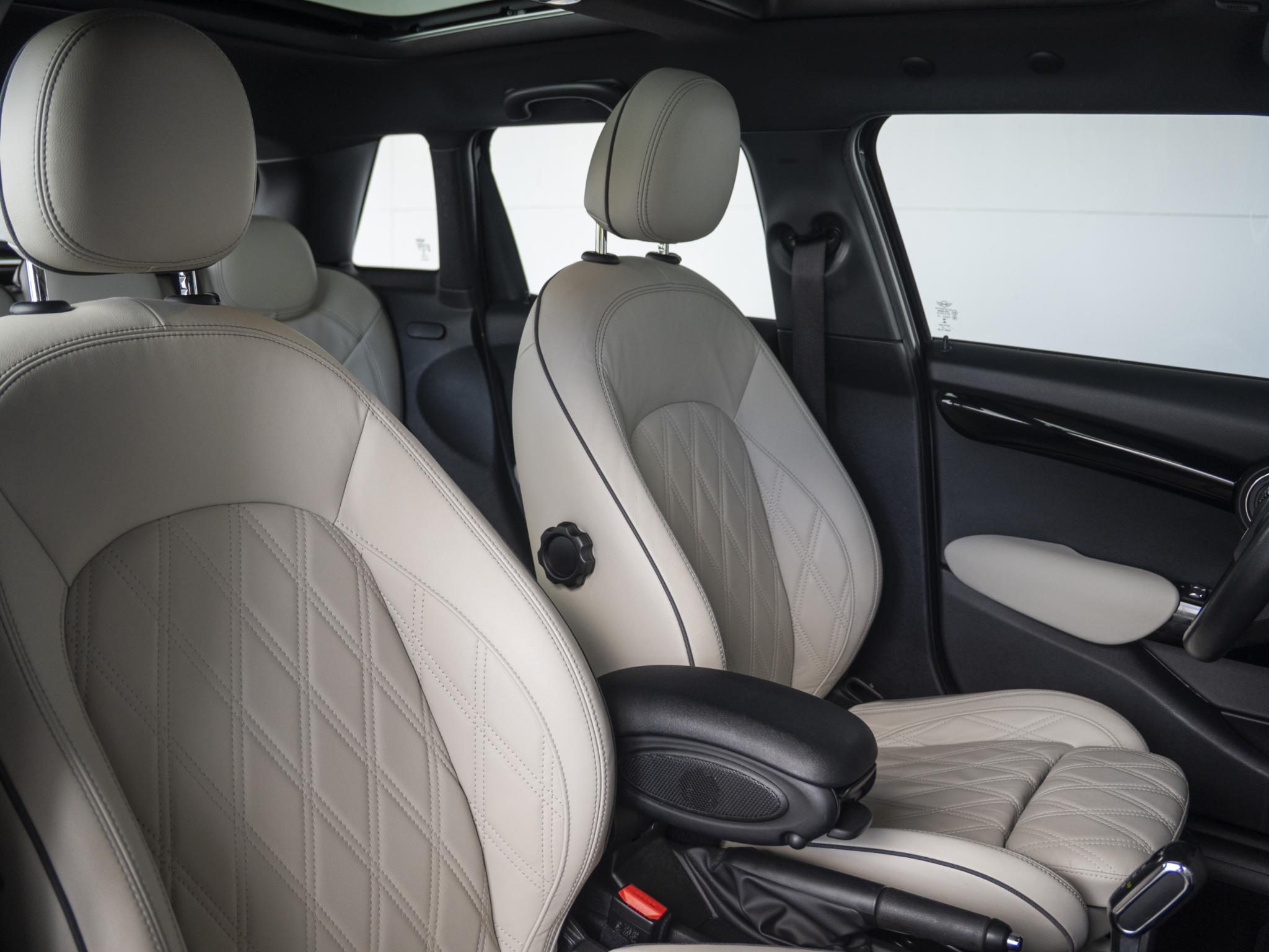 MINI 5-Deurs Cooper Aut. - Afbeelding 4