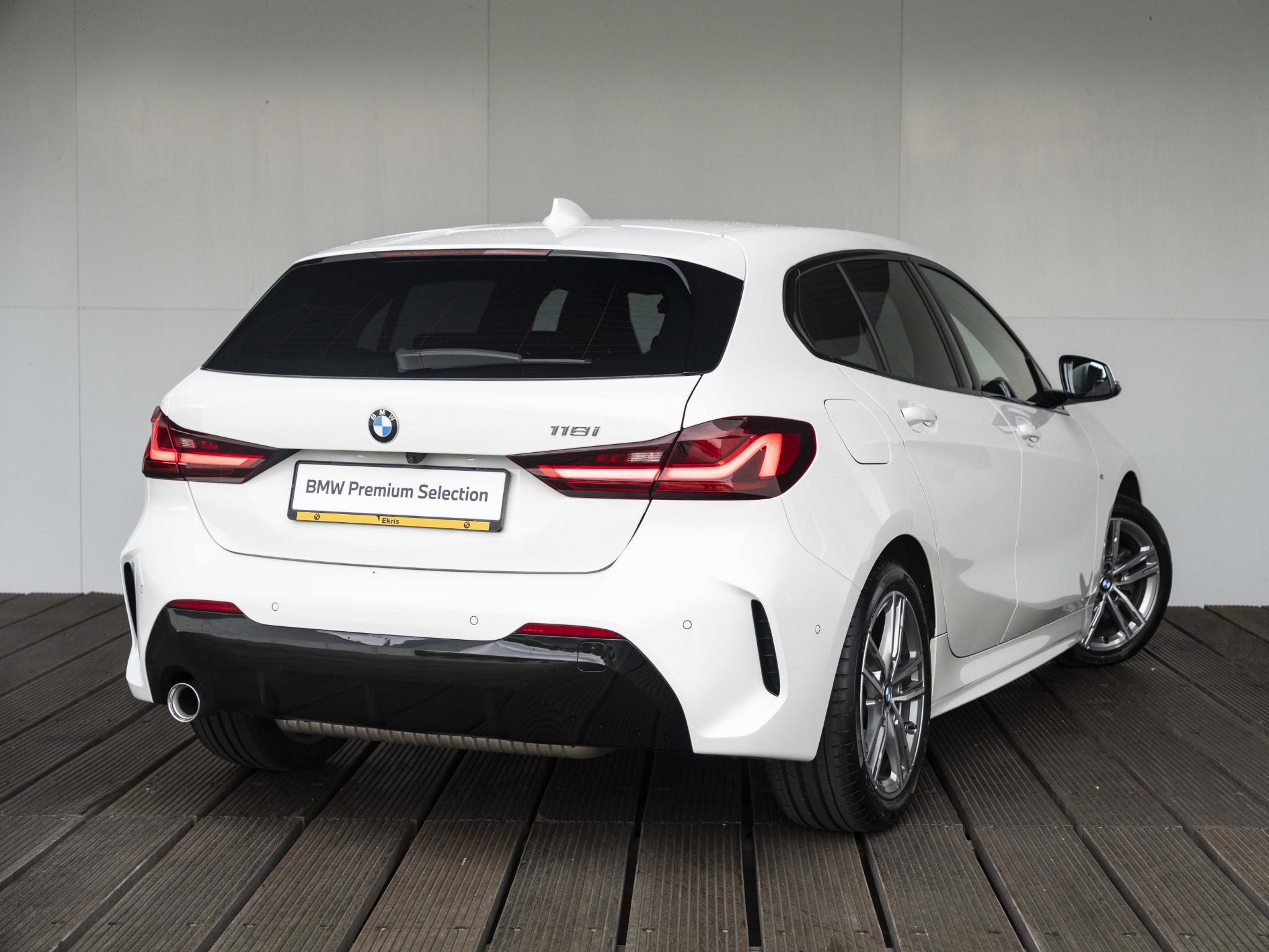 BMW 1 Serie 5-deurs 118i - Afbeelding 2