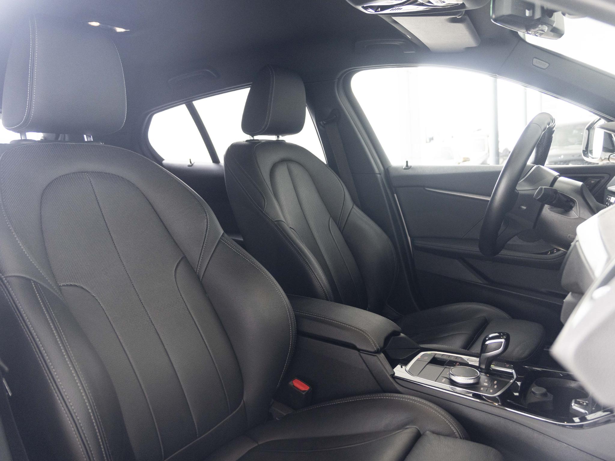 BMW 1 Serie 5-deurs 118i - Afbeelding 4