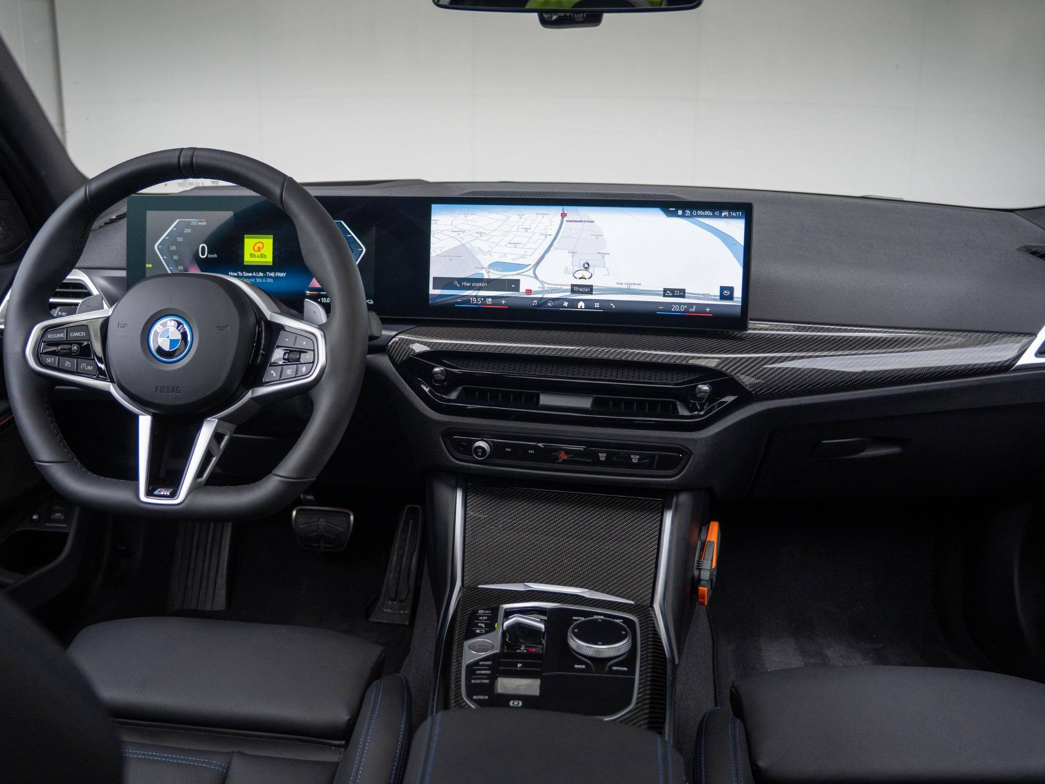 BMW 3 Serie Touring 330e - Afbeelding 3