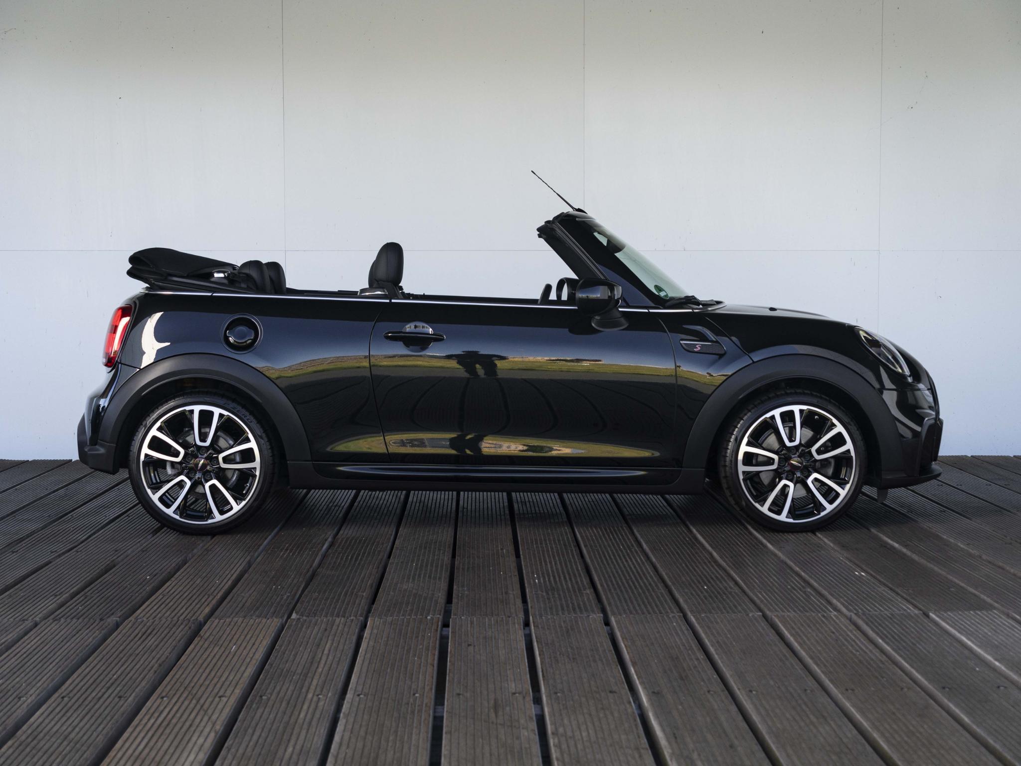 MINI Cabrio