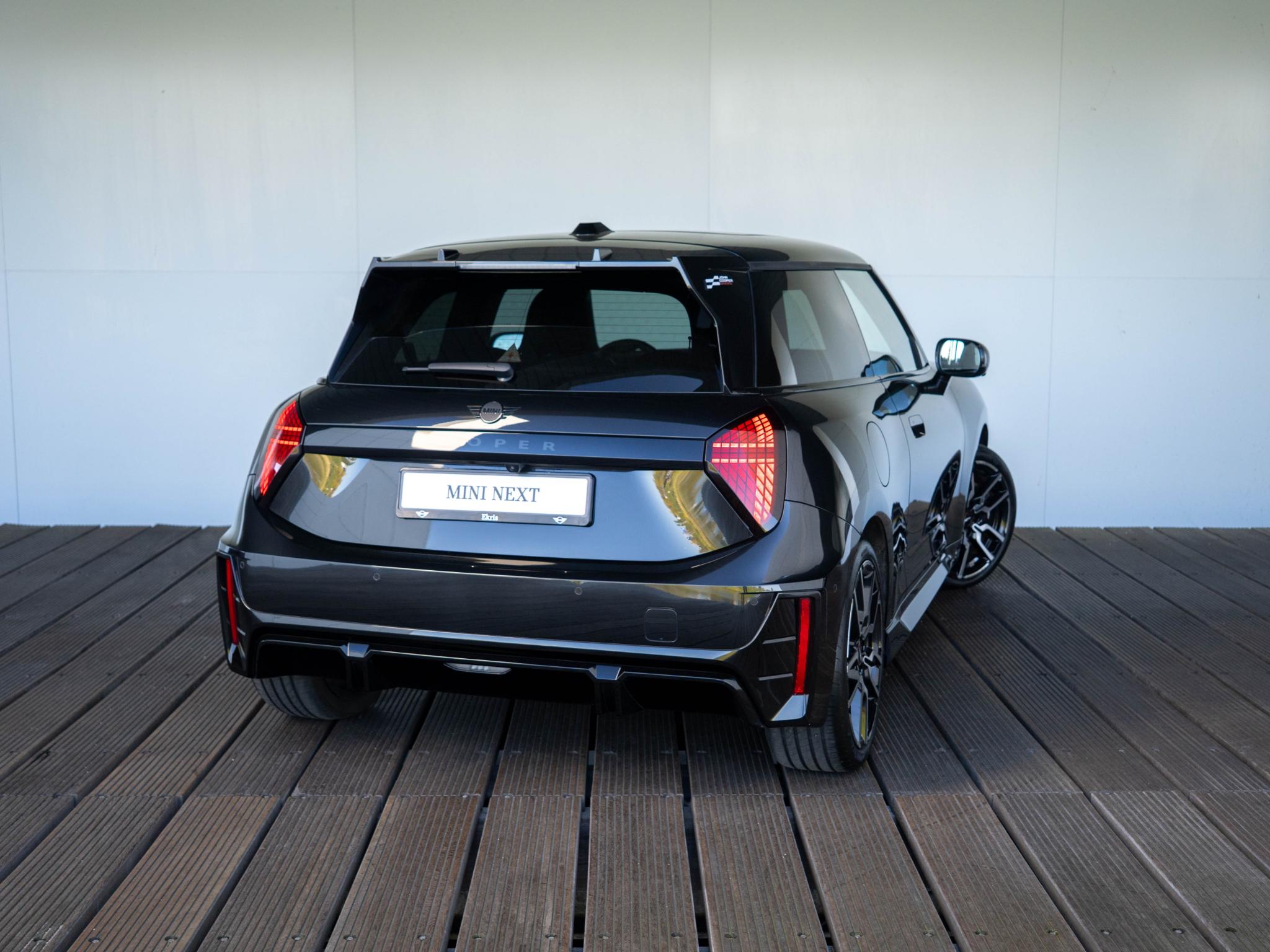MINI 3-Deurs Cooper E John Cooper Works XL-Pakket - Afbeelding 2