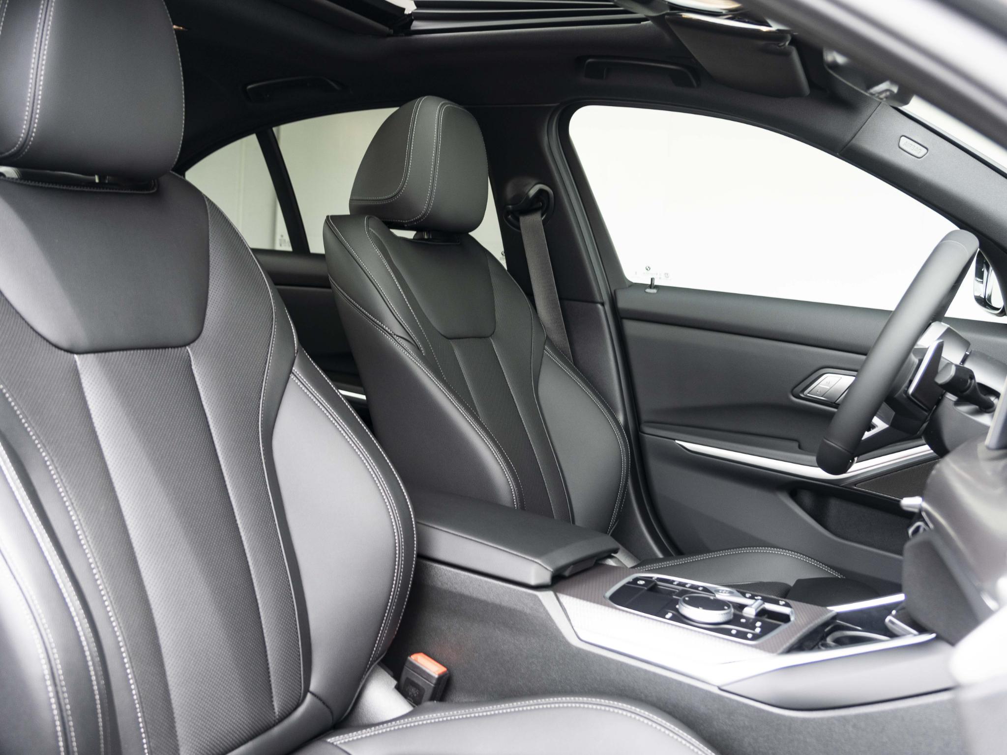 BMW 3 Serie 320i - Afbeelding 4