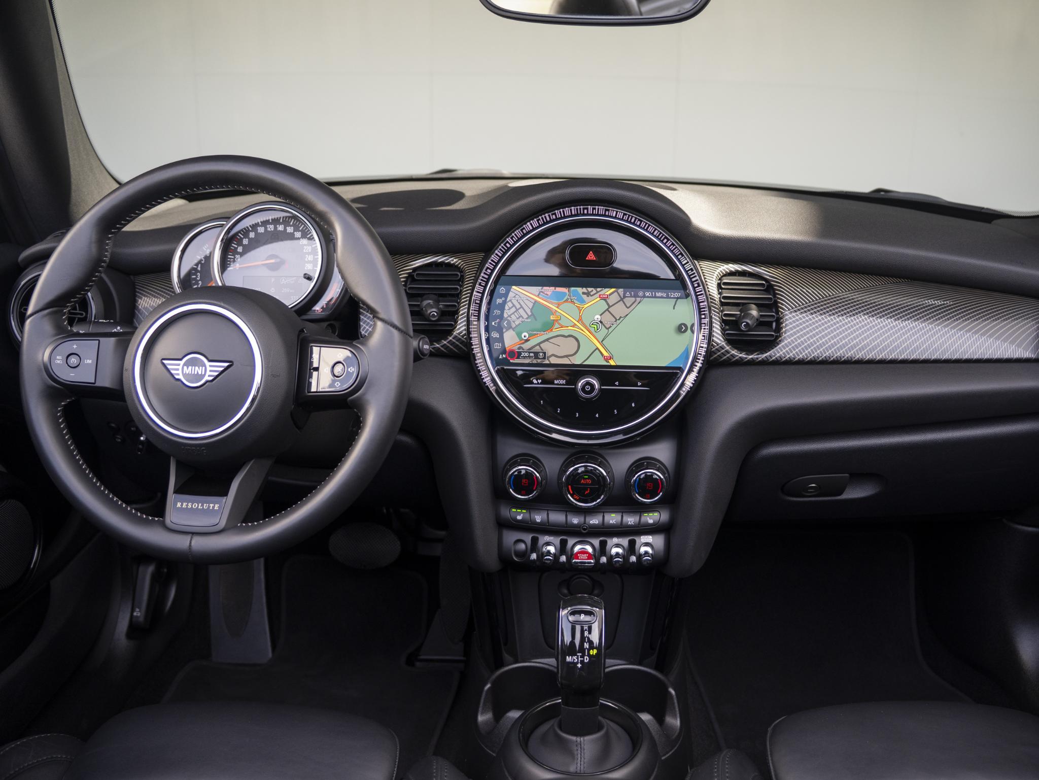 MINI Cabrio Cooper Aut. Resolute Edition - Afbeelding 3