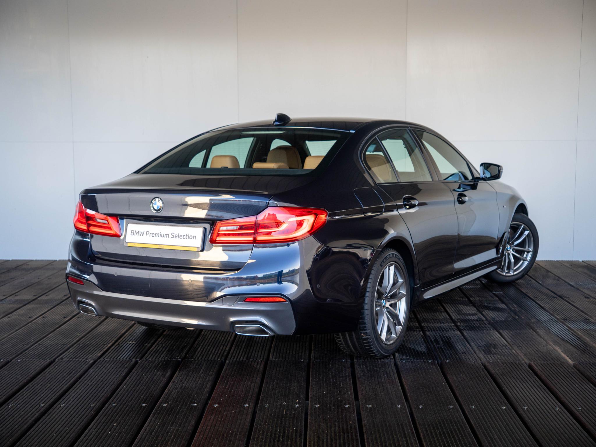 BMW 5 Serie Sedan 520i - Afbeelding 2