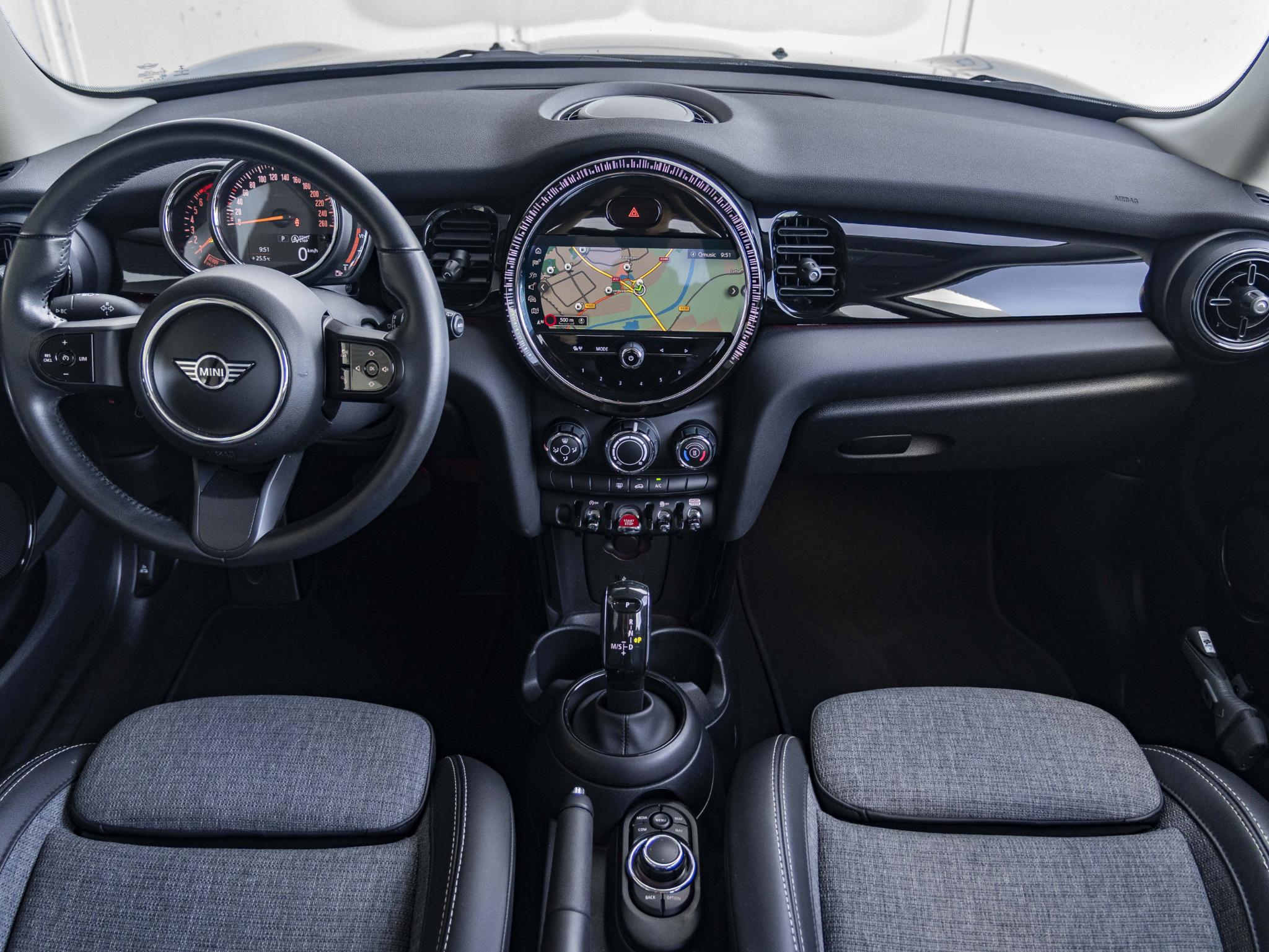 MINI 3-Deurs Cooper Aut. - Afbeelding 3