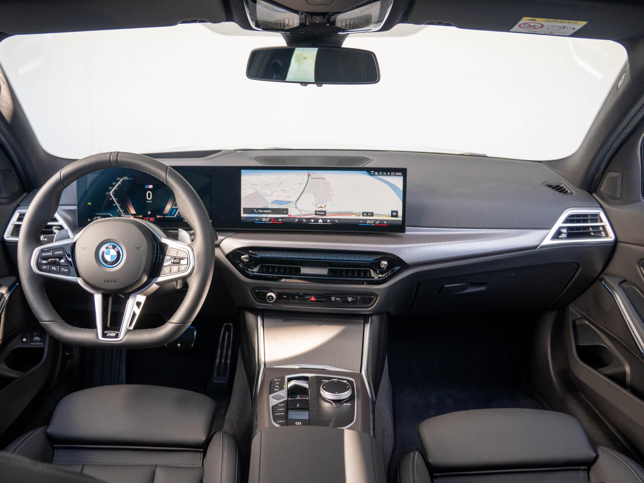 BMW 3 Serie Touring 330e - Afbeelding 3