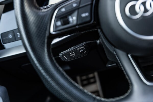 cruise control adaptief met Stop&Go cruise control adaptief met Stop&Go