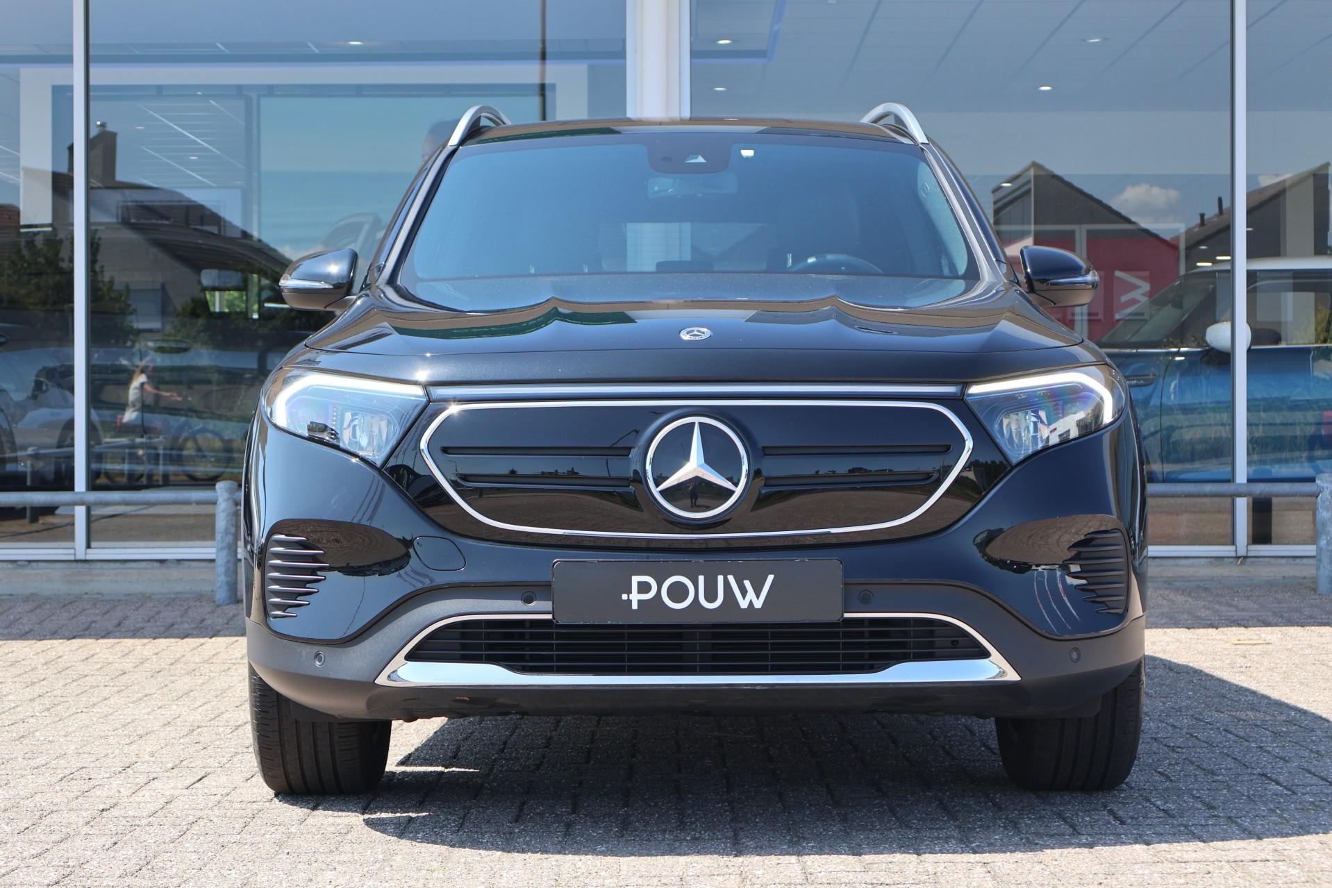 Mercedes-Benz Eqb