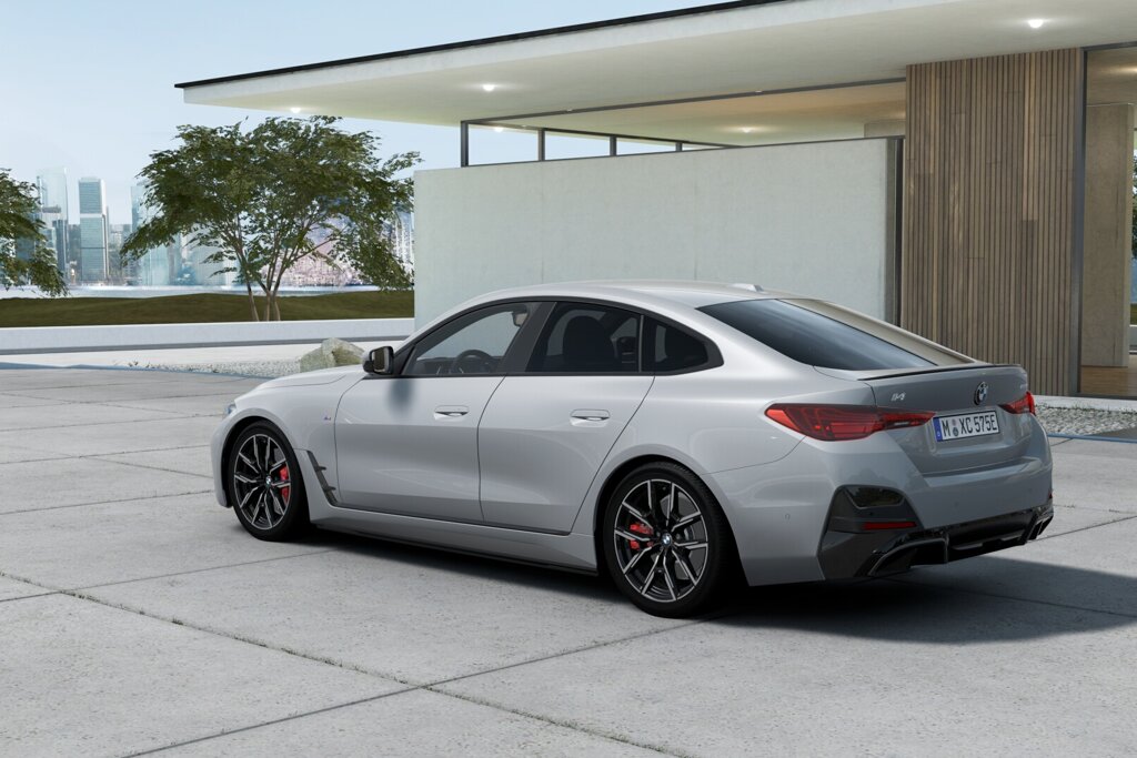 BMW i4 2
