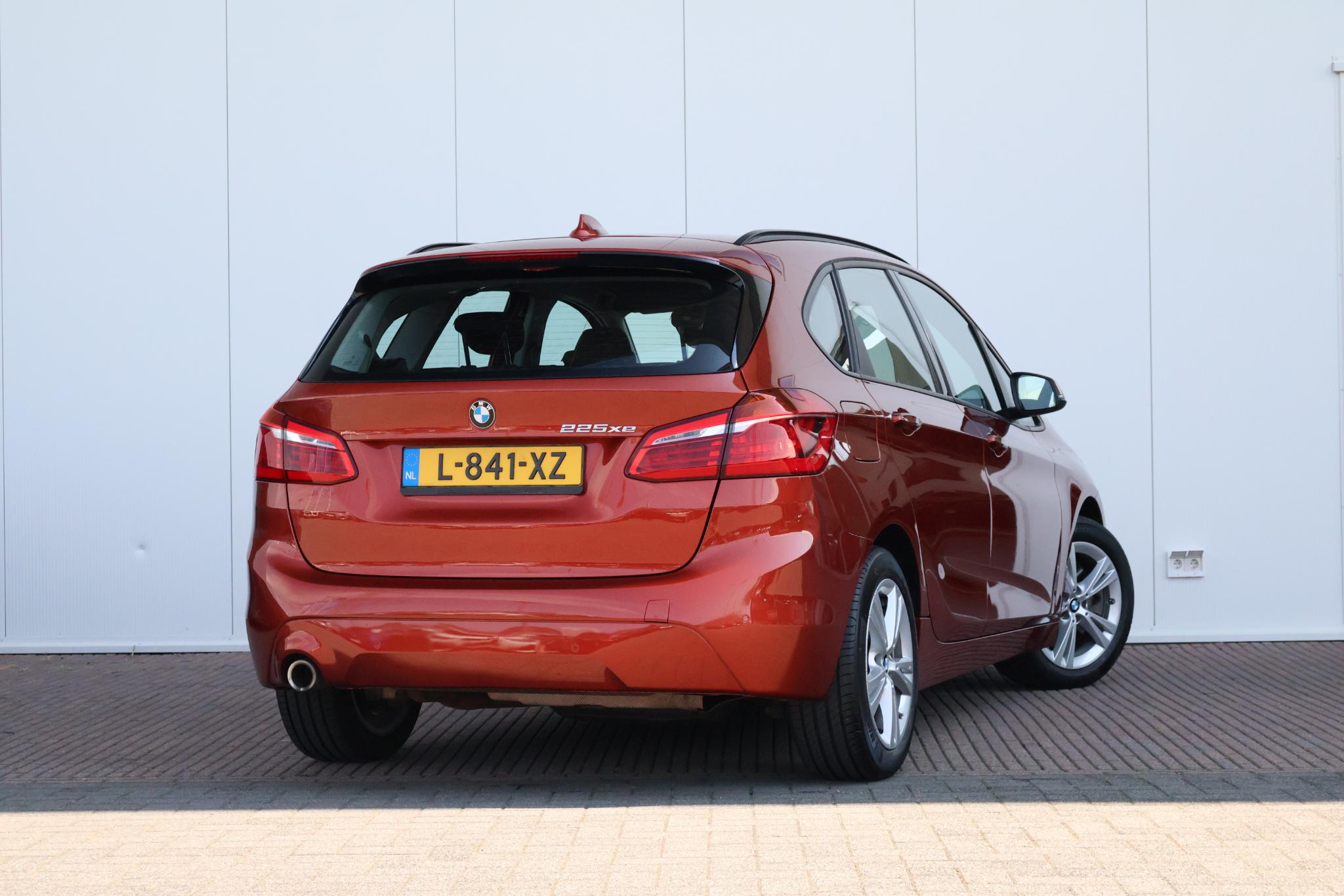 BMW 2-serie Active Tourer 225xe iPerformance Executive - Afbeelding 2