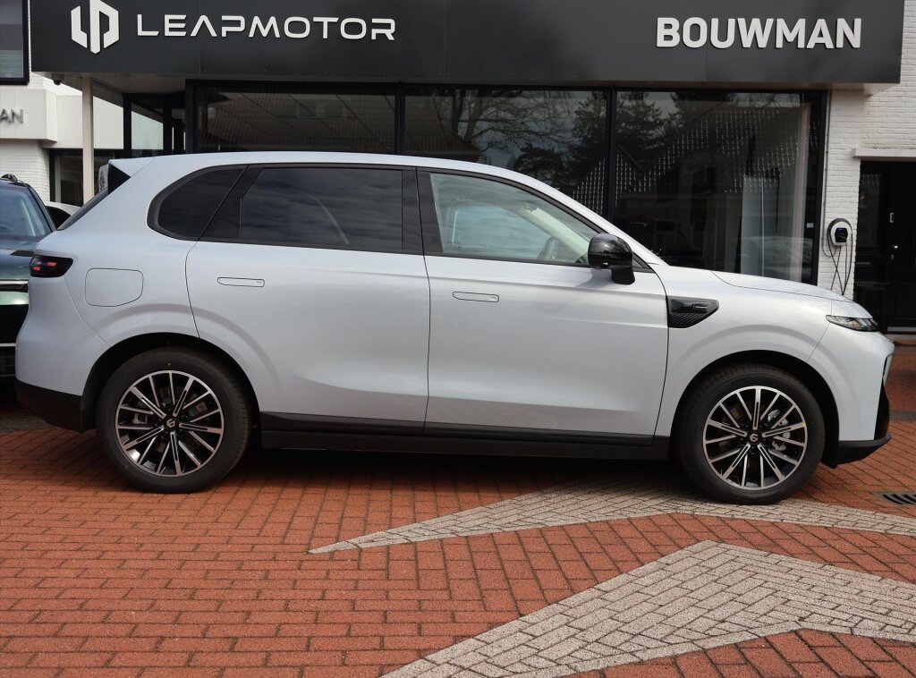 Leapmotor B10 EV 67,1 kWh 218pk Design - Afbeelding 4