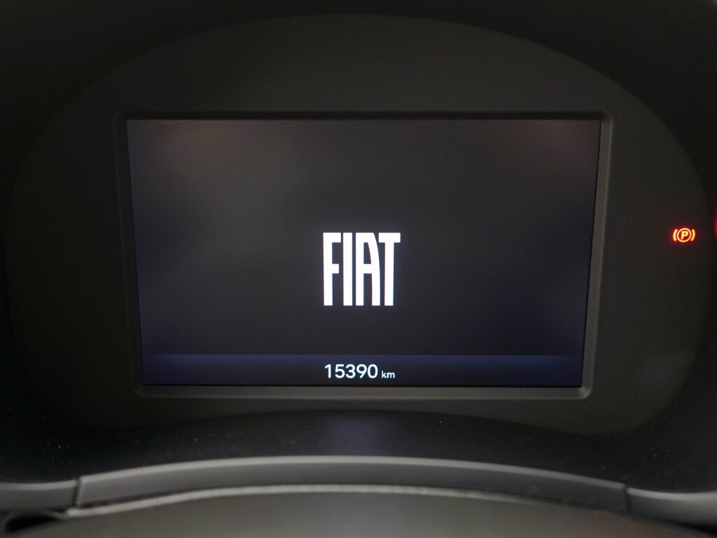 Fiat 600e La Prima 54 kWh | Private lease 519pm | Leder interieur - Afbeelding 4
