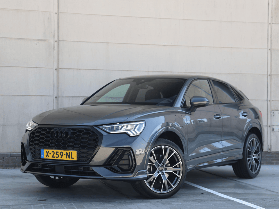 Audi Q3 Sportback 45 TFSI e S Edition - Afbeelding 1