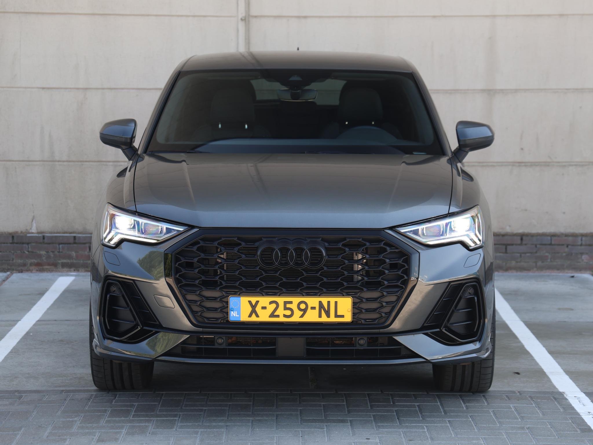Audi Q3 Sportback 45 TFSI e S Edition - Afbeelding 4