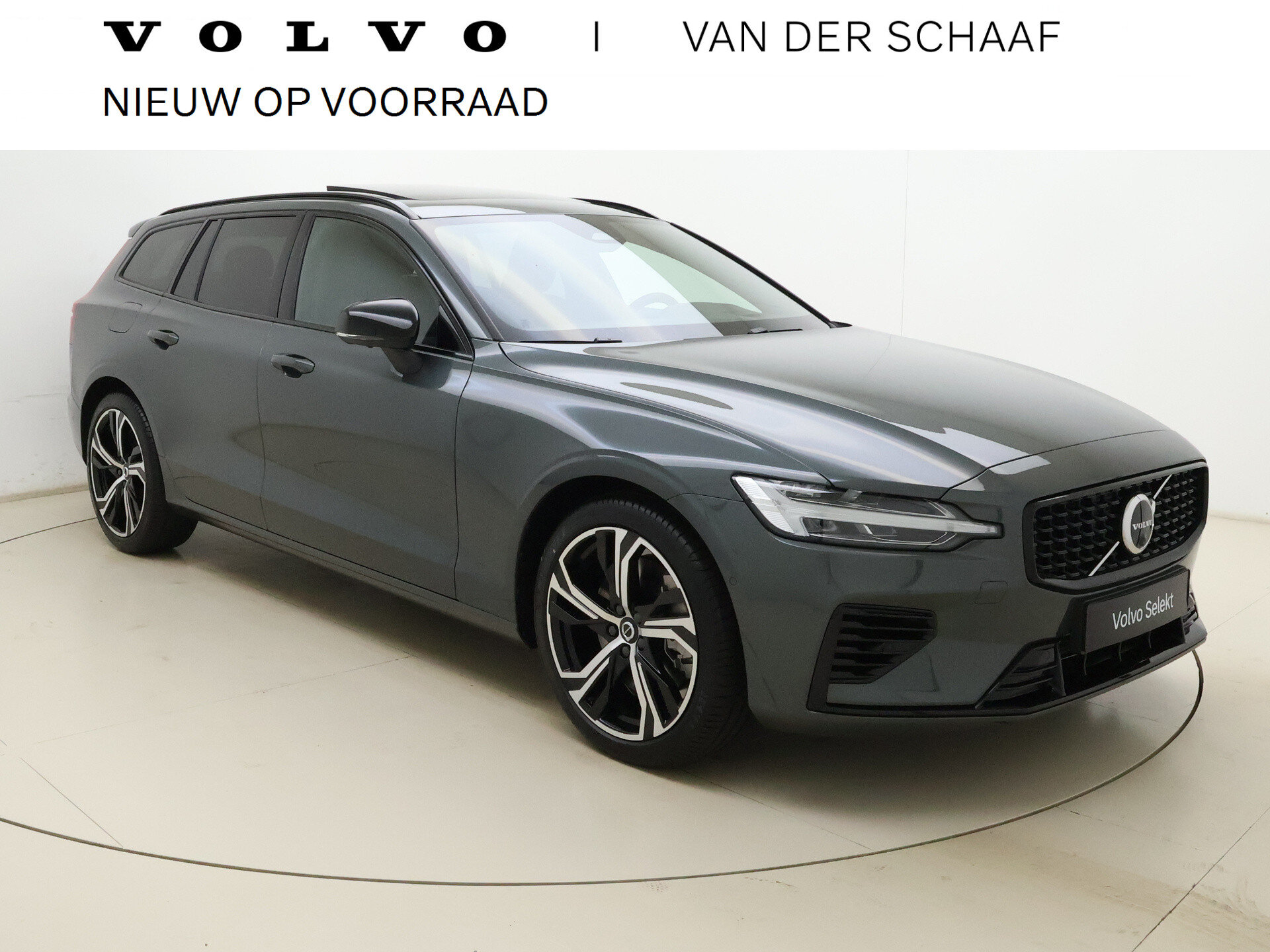 Volvo V60 T6 335pk AWD Plus Dark