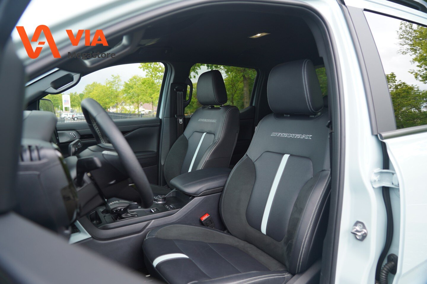 Ford Ranger Stormtrack | PHEV | Double Cab | 280PK | Voorraad | LED | 5 pers | 3.5t | - Afbeelding 4