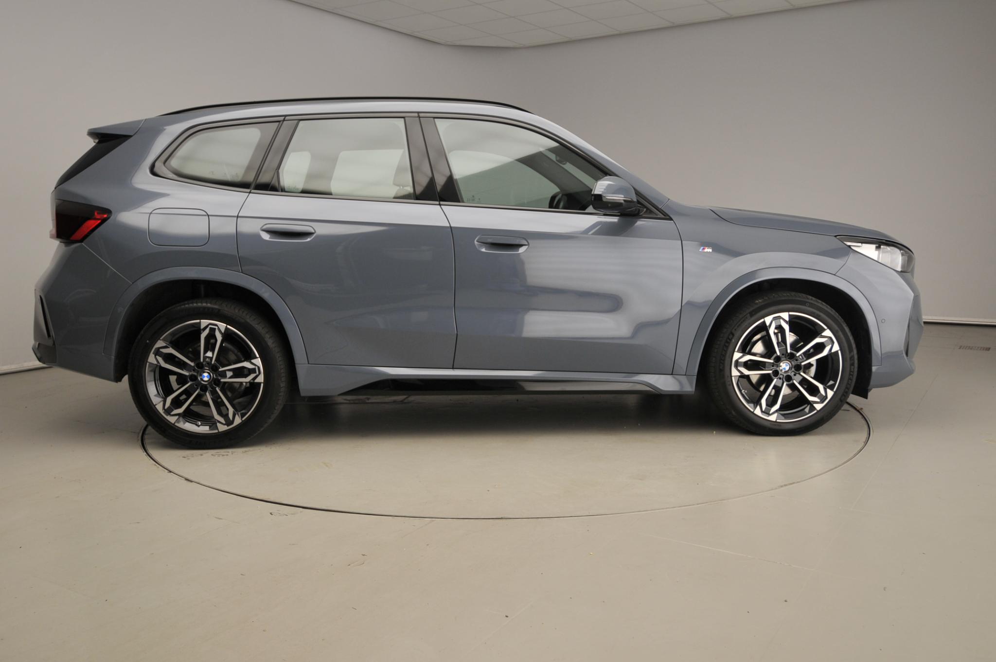 BMW X1 sDrive18i - Afbeelding 4
