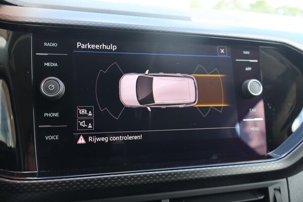 parkeersensor voor en achter parkeersensor voor en achter