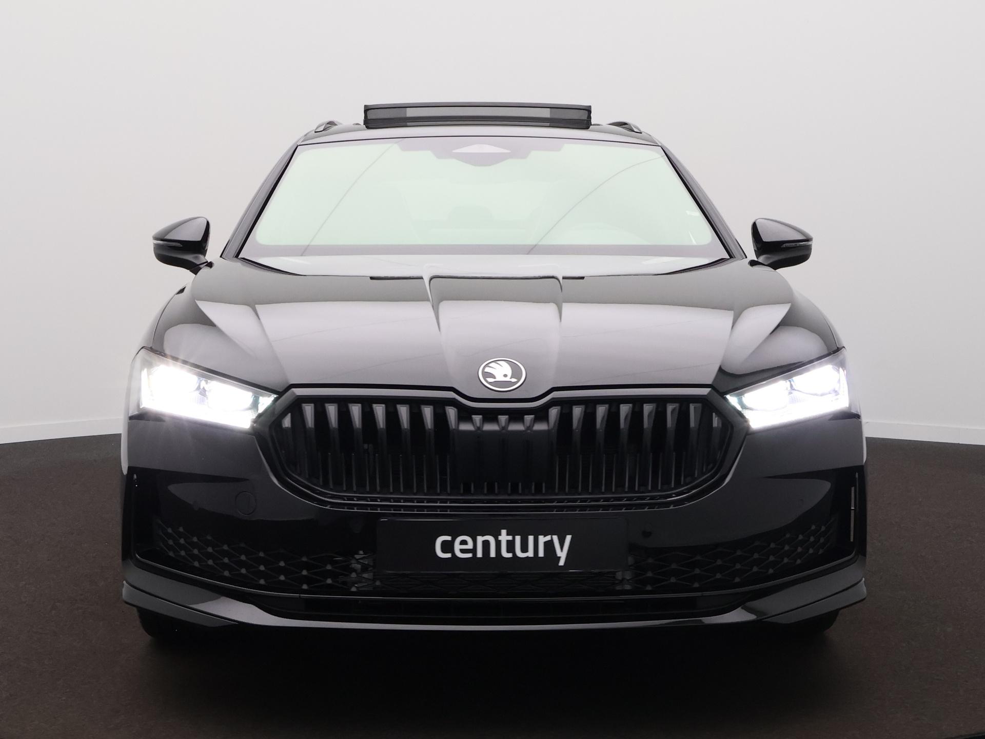 Skoda Superb Combi Sportline Business 1.5 TSI PHEV 150 kW / 204 PK Co - Afbeelding 2