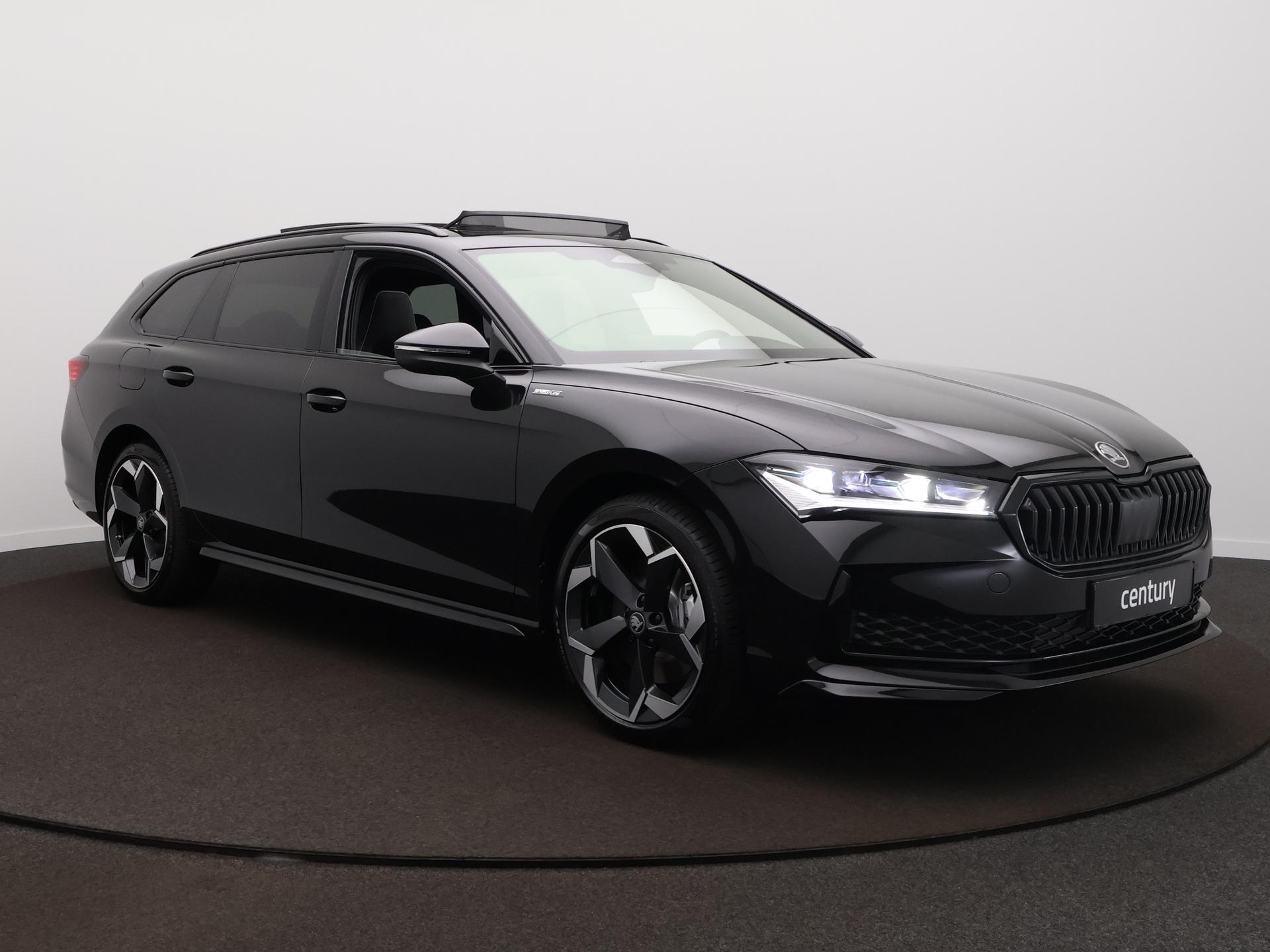 Skoda Superb Combi Sportline Business 1.5 TSI PHEV 150 kW / 204 PK Co - Afbeelding 3