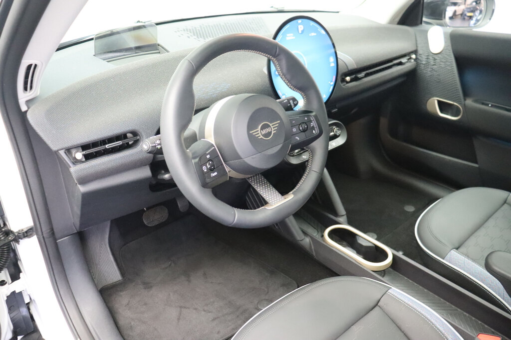 MINI Electric 9