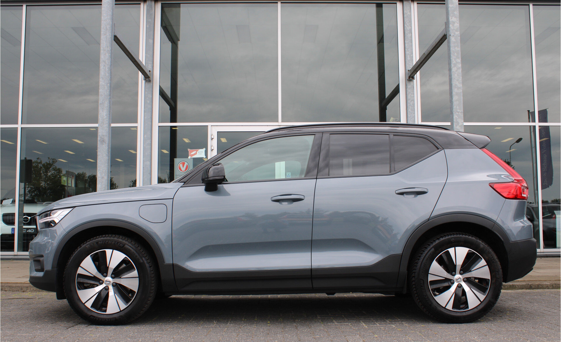 Volvo XC40 T4 211PK Automaat Recharge R-Design Expression - Afbeelding 2