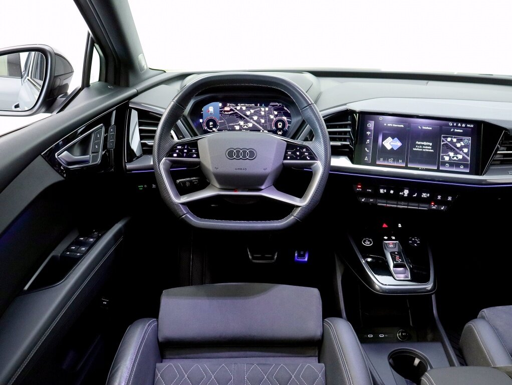 Audi Q4 e-tron 50 Advanced edition | SOH 90% | Pano | HUD | Trekhaak - Afbeelding 3