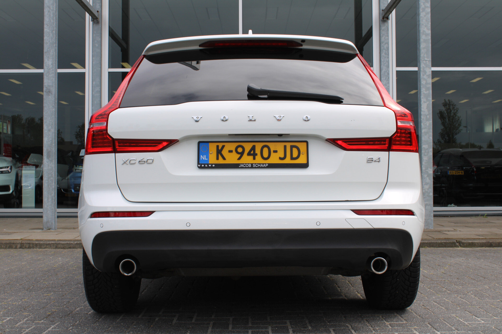 Volvo XC60 B4 198PK Automaat Business Pro - Afbeelding 5