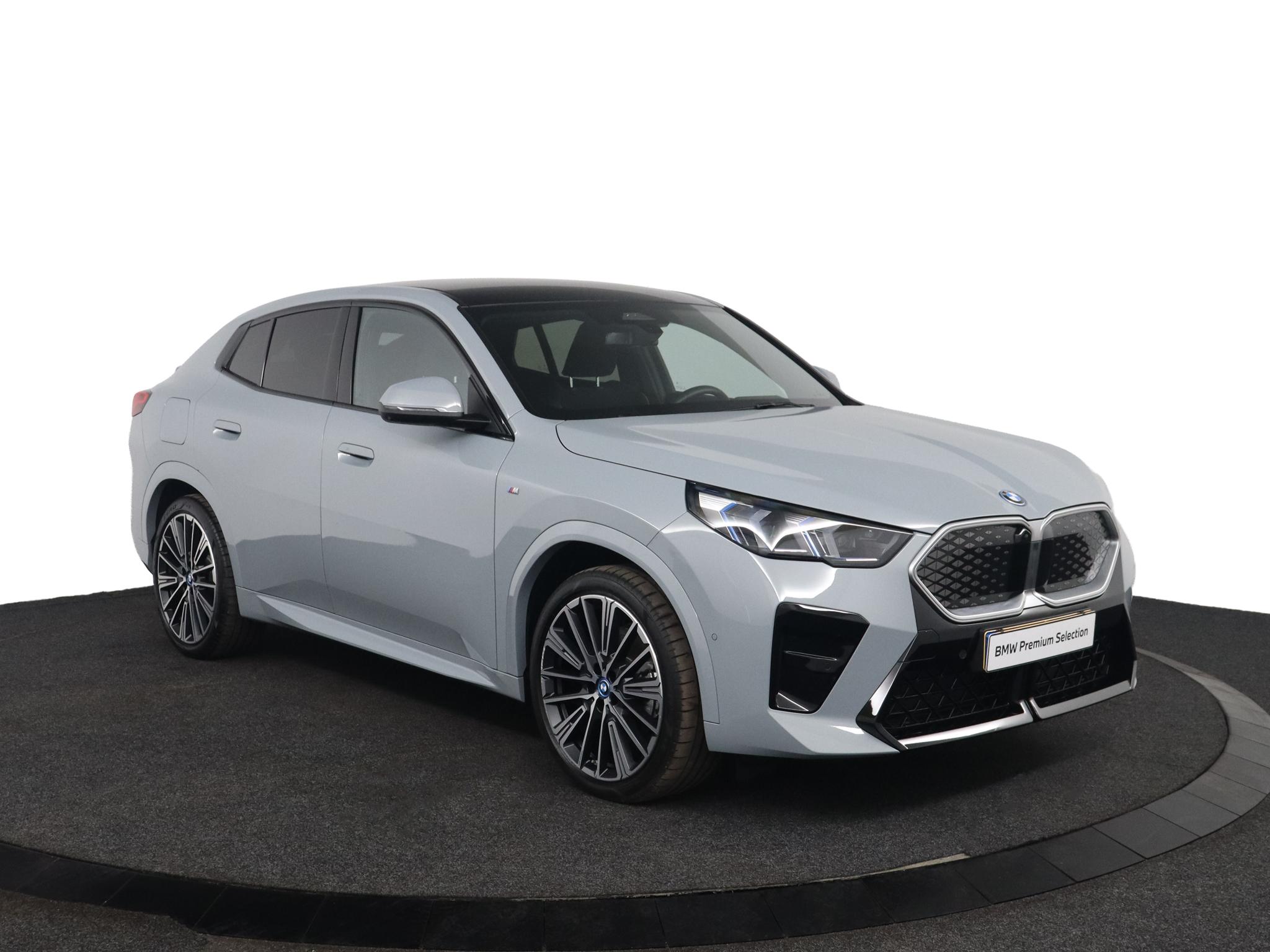 BMW iX2 xDrive30 M Sport Edition - Afbeelding 3