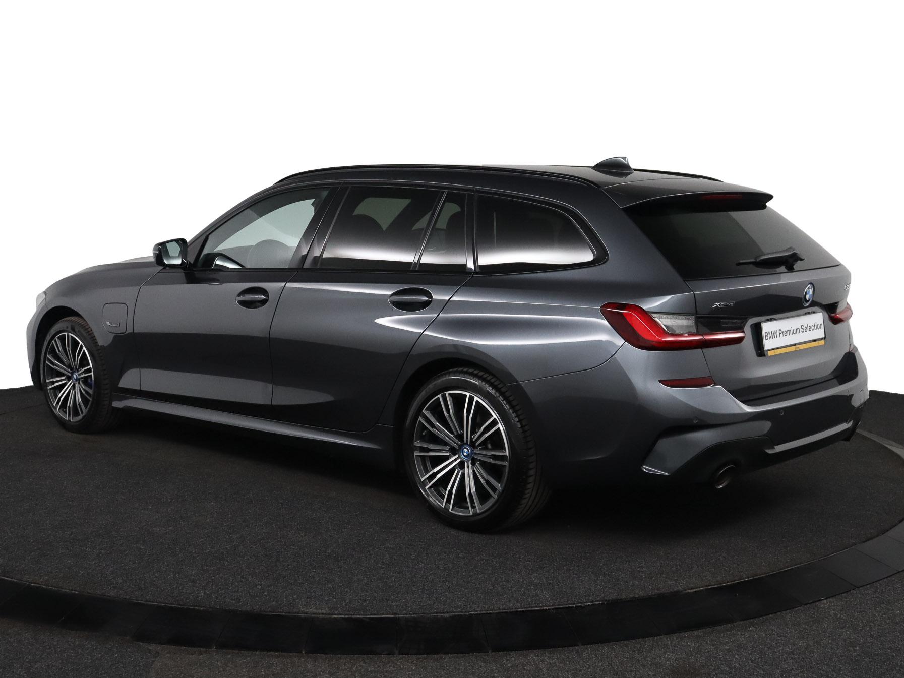 BMW 3 Serie Touring 330e xDrive - Afbeelding 5