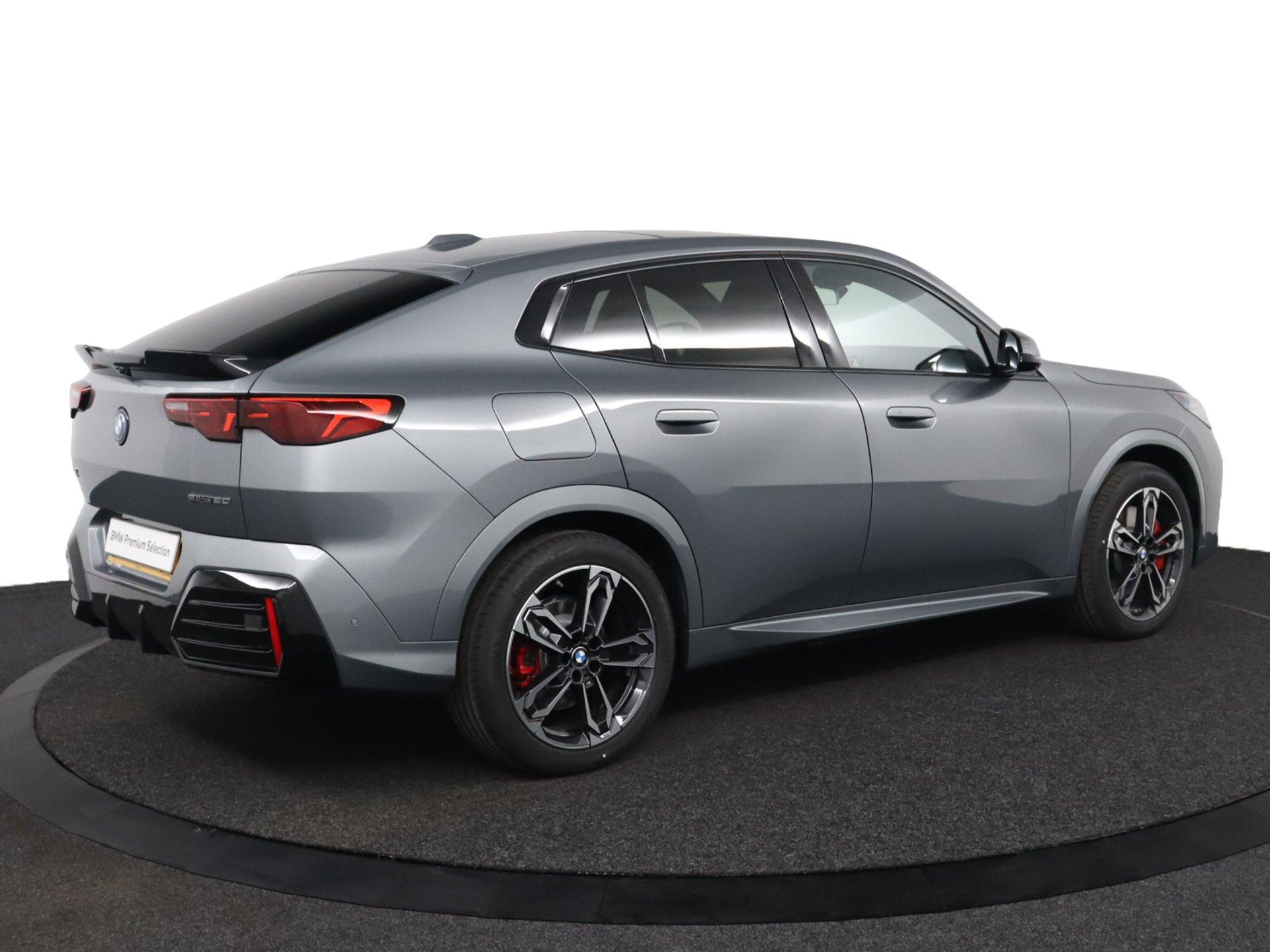 BMW iX2 eDrive20 67 kWh M Sport Edition - Afbeelding 4