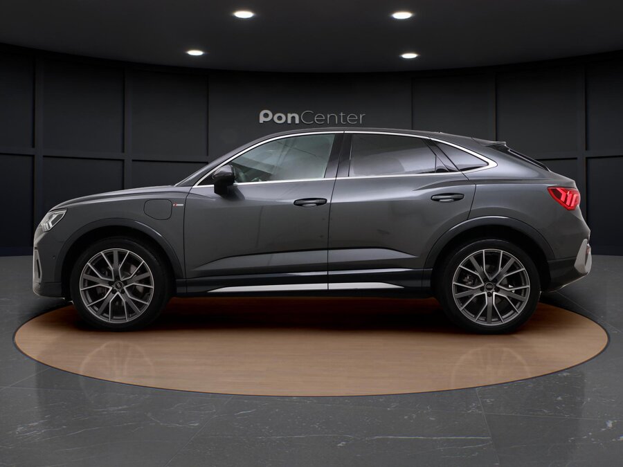 Audi Q3 Sportback 45 TFSIe S-line