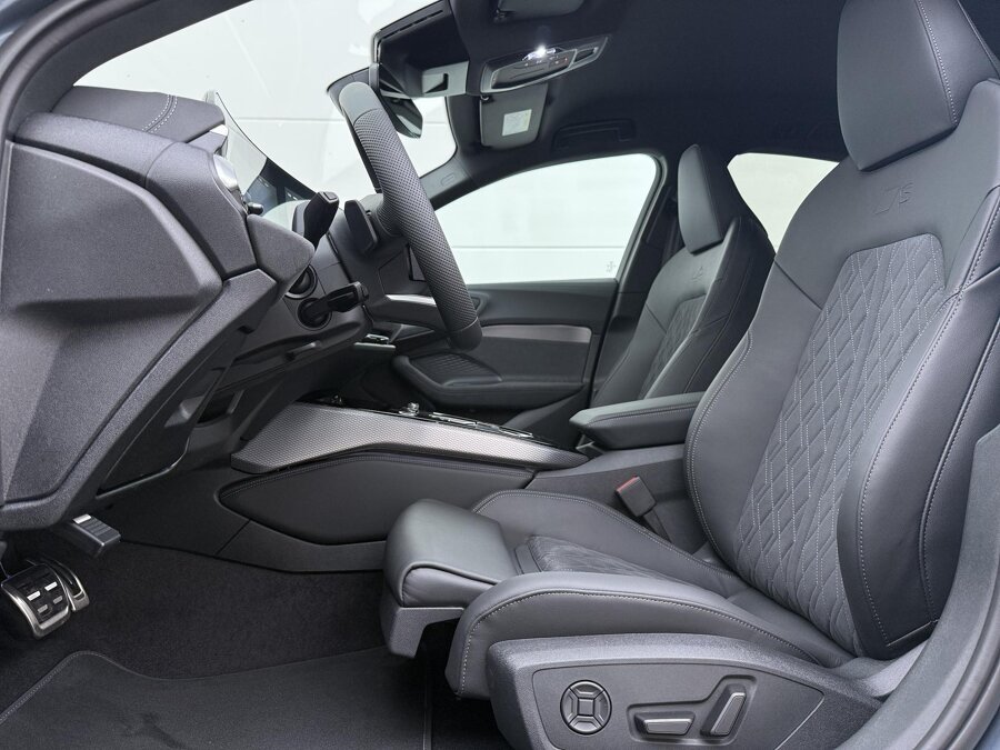 Audi A5 Limousine S edition 2.0 e-hybrid 220 kW / 299 PK