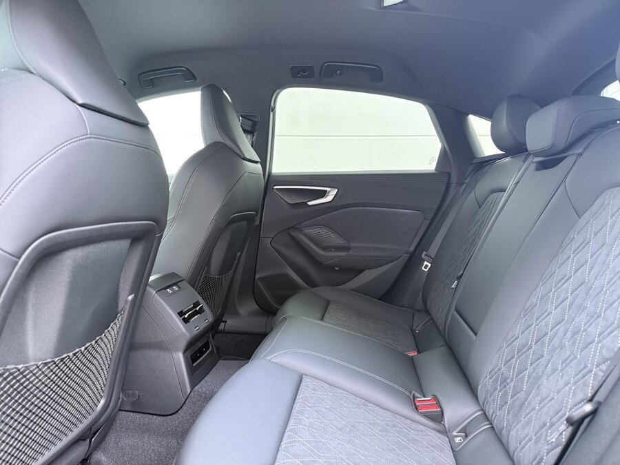 Audi A5 Limousine S edition 2.0 e-hybrid 220 kW / 299 PK