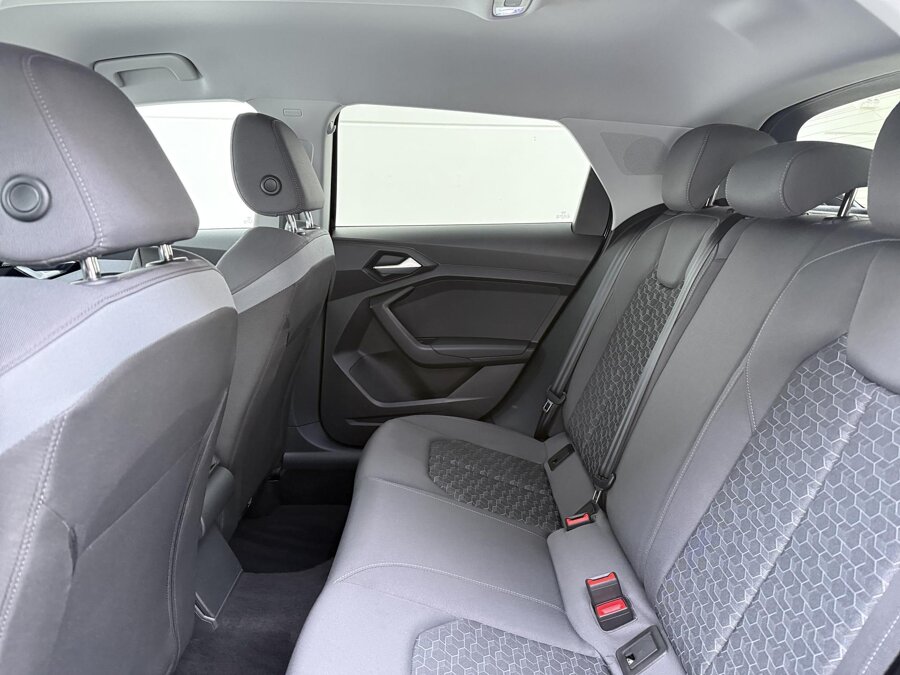 Audi A1 Sportback 30 TFSI 115 PK S-line