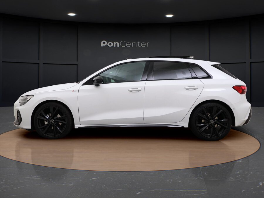 Audi A3 Sportback 30 TFSI S-line