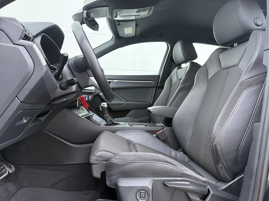 Audi Q3 Sportback 45 TFSIe S-line