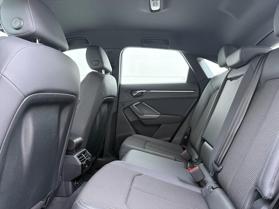 Audi Q3 Sportback 45 TFSIe S-line