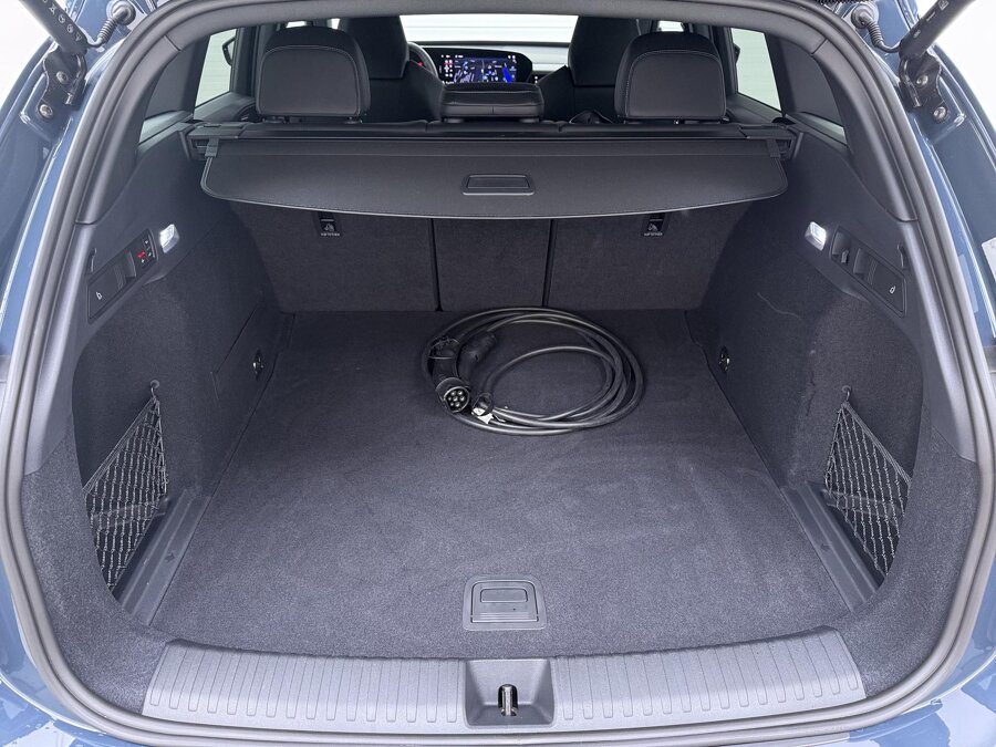 Audi Q6 e-tron S-line 83Kwh 185 kW / 252 PK