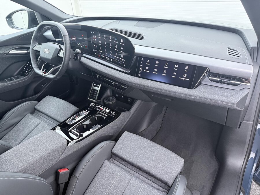 Audi Q6 e-tron S-line 83Kwh 185 kW / 252 PK