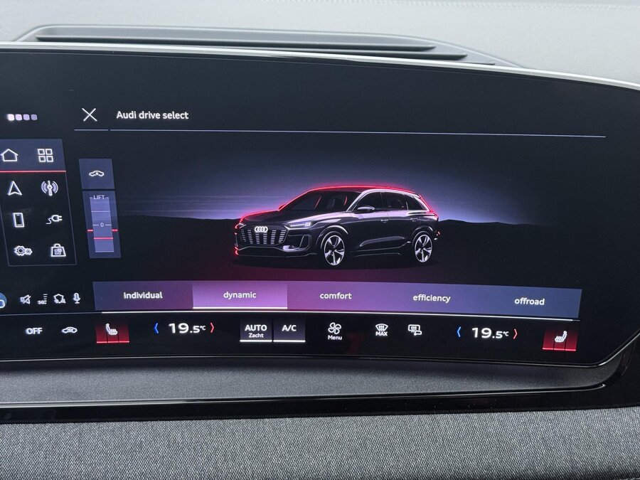 Audi Q6 e-tron S-line 83Kwh 185 kW / 252 PK