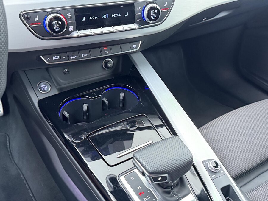 Audi A4 Avant 35 TFSI S-line