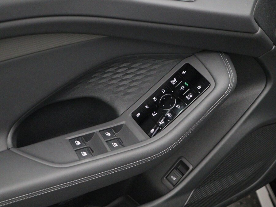 Audi A6 Avant 40 TFSI S-line