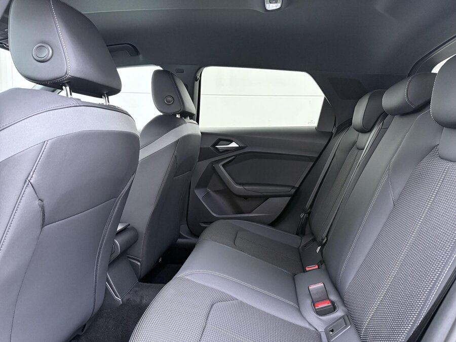 Audi A1 Sportback 25 TFSI S-line