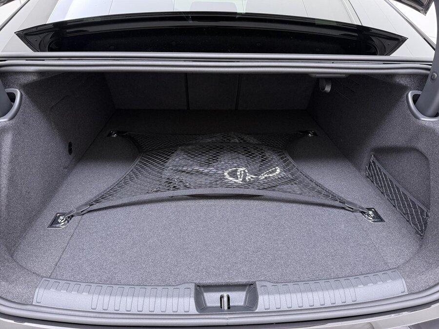 Audi A6 Limousine S edition 2.0 e-hybrid 220 kW / 299 PK