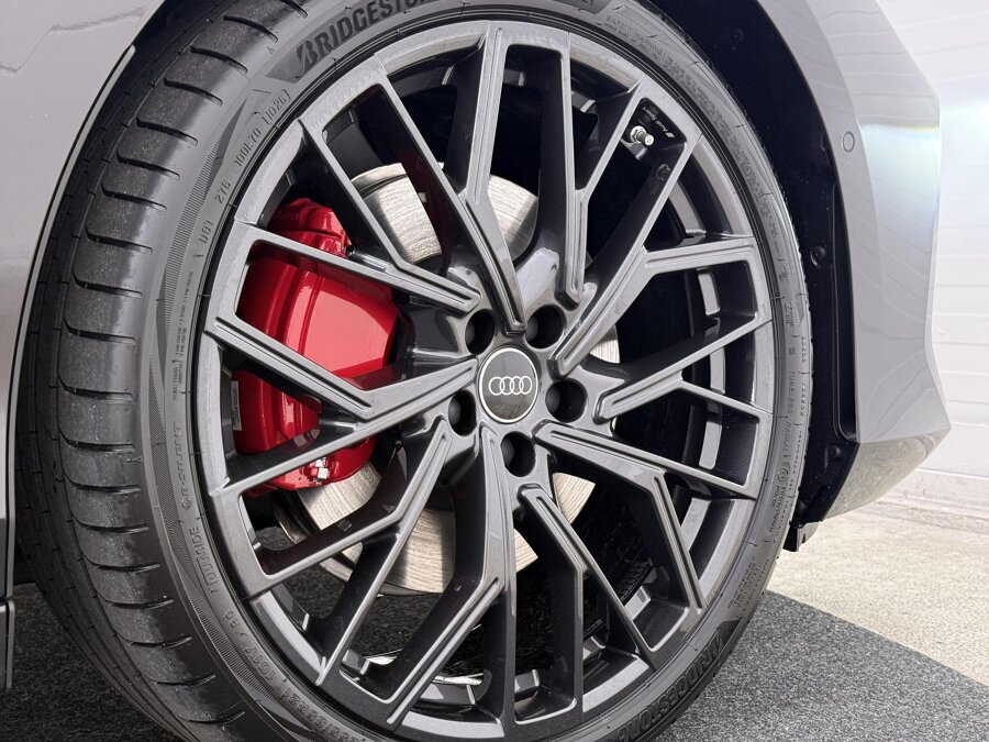 Audi A6 Limousine S edition 2.0 e-hybrid 220 kW / 299 PK