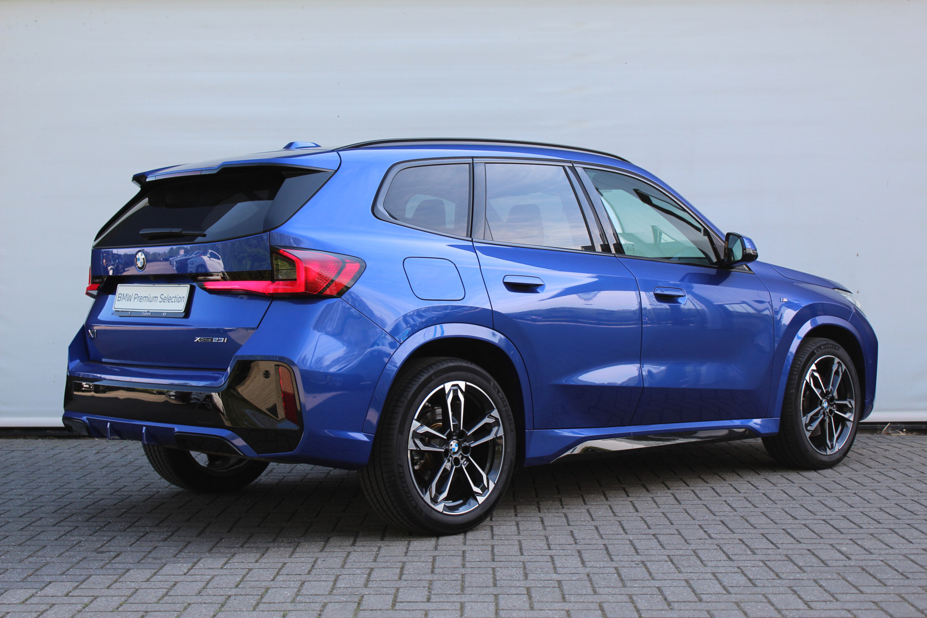 BMW X1 8